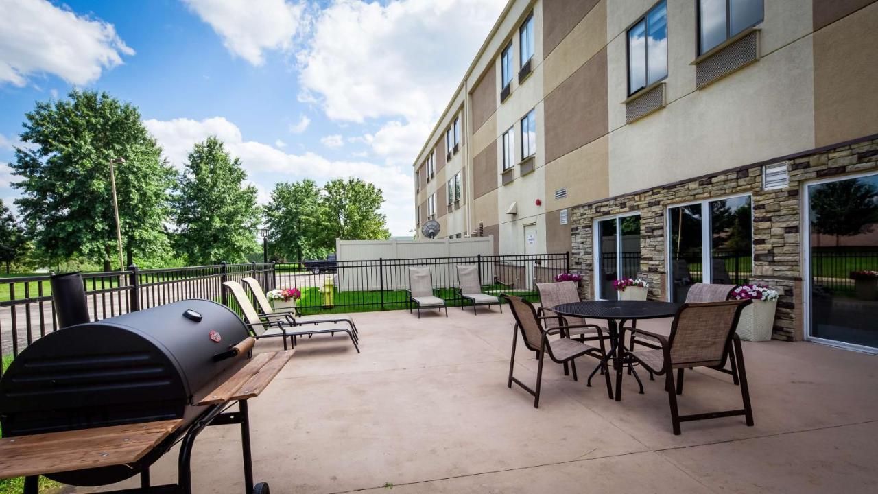 Best Western Plus Lee'S Summit Hotel & Suites Eksteriør bilde